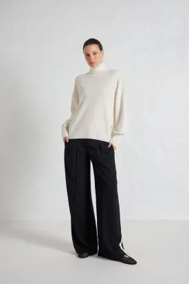 Opera Cashmere Polo Sweater in Cloud Dancer