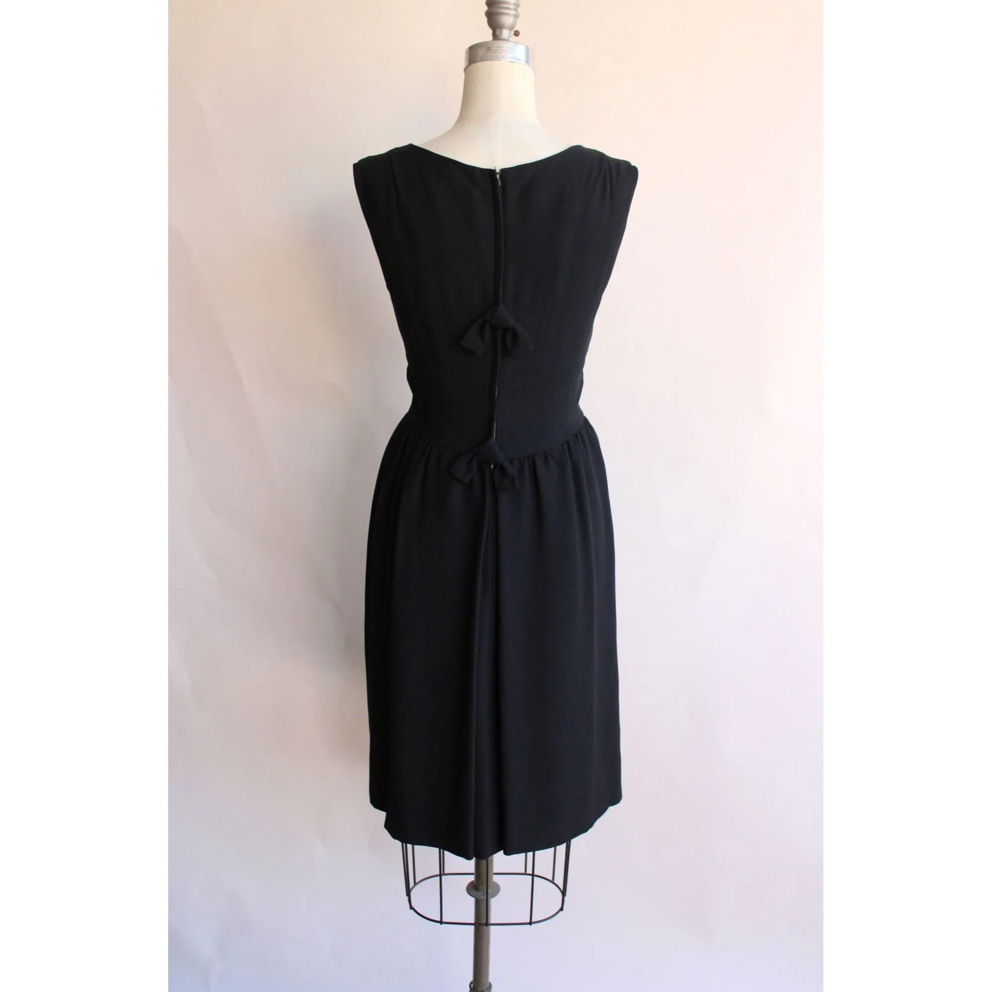 Vintage 1960s Dress With Bows by Jeunesse